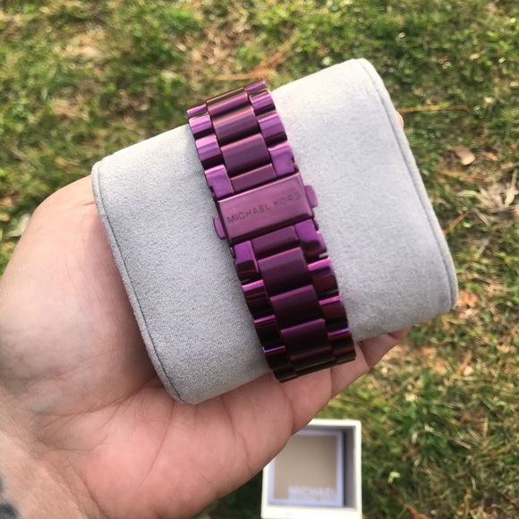 Michael Kors Bradshaw Plum Chronograph Watch - Picture 3 of 9